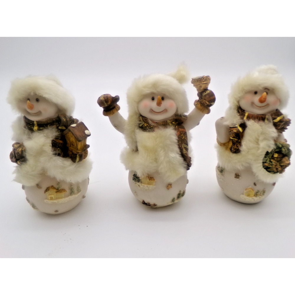 Vintage Faux fur hat K's Collection Snowman Trio Figurines Wreath, Bell, Toy